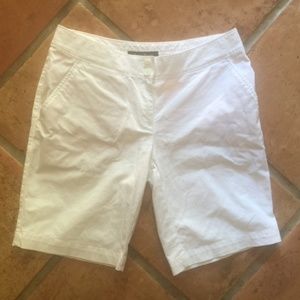 TOMMY BAHAMA Bermuda White Long Shorts SIZE 0